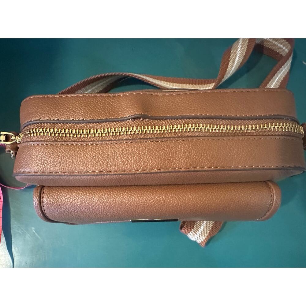 Anne Klein Brown Crossbody Bag Pebbled Faux Leather Thick Strap Multi Pocket - Picture 7 of 7